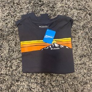 Columbia long sleeve shirt